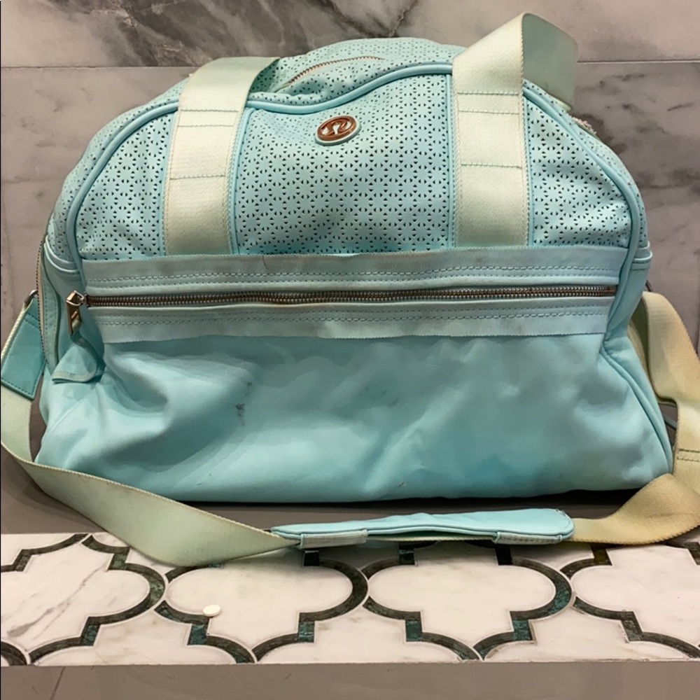 Lululemon bufflehead bag